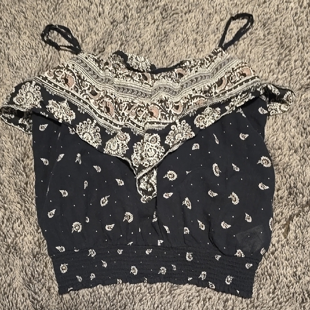 American Eagle Black and White Paisley Women's Top XS